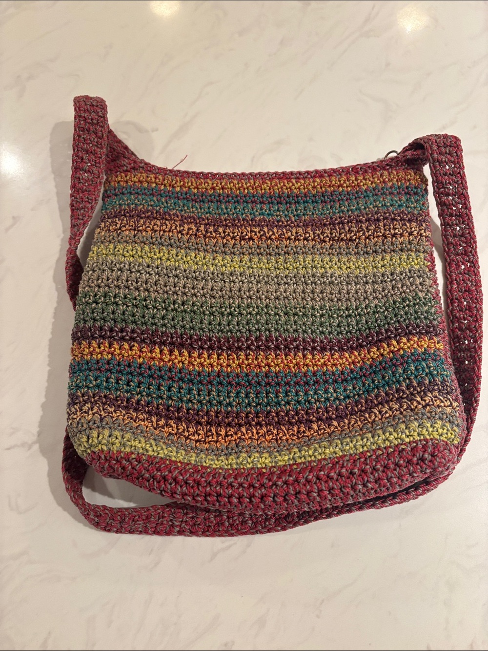 Handwoven Multicolor Peace Sign Crossbody Bag - Picture 6 of 6